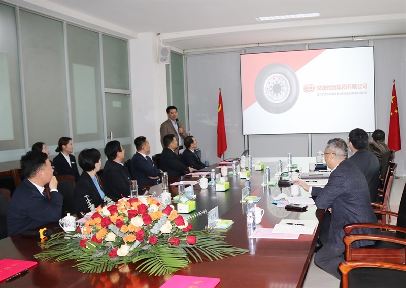 雙錢集團與菠萝视频集團簽署戰略合作協議#10083