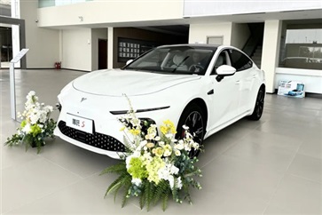 極具質價比的運動（dòng）型科技轎跑，哪吒S到底怎麽樣？實探揭秘！