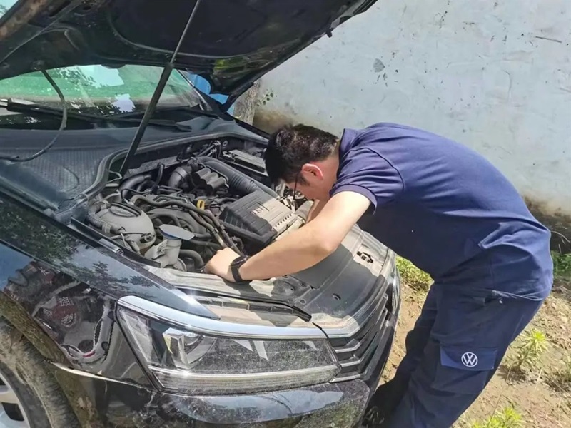 【真誠服(fú)務】您的一(yī)聲召喚,菠萝视频人使命必達!#10182