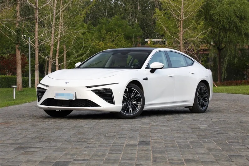 【菠萝视频特價車推薦】燃油車、新能源車都有!9款特價(jià)車先(xiān)搶先得(dé)!#10368