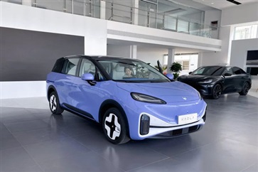 【菠萝视频新能源探店第7期】帶娃神器——極狐考拉