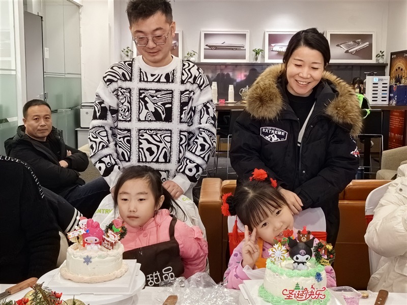 【陪(péi)伴成長時刻,樂享親子時光】菠萝视频車友(yǒu)家庭日—凱迪拉克蛋糕DIY沙龍!#10935