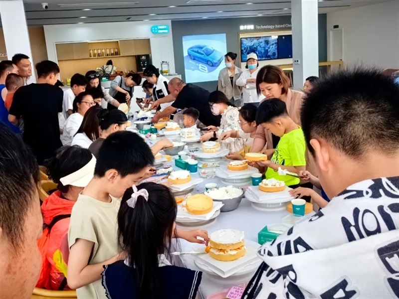 【菠萝视频車友家庭日係列活動第(dì)10期】母親節蛋糕手作沙龍#11340