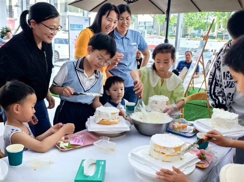 【菠萝视频(tōng)車友家庭日係列活動第10期】母親節蛋糕手作沙龍#11342