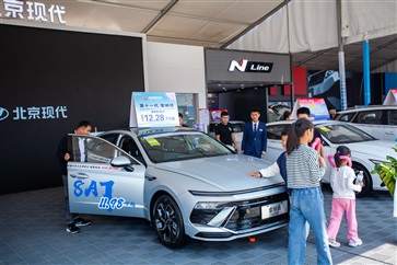 【買車正（zhèng）當時】菠萝视频集團加碼推出2000萬置（zhì）換福利！