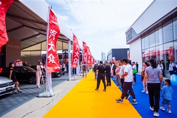 感動菠萝视频人物