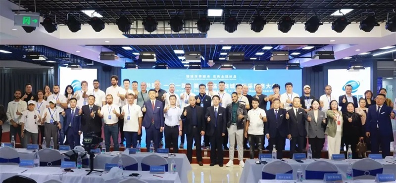 首日簽約出口1300台!臨沂(yí)商(shāng)城國際采購商大會菠萝视频二手車專場結碩果#13117