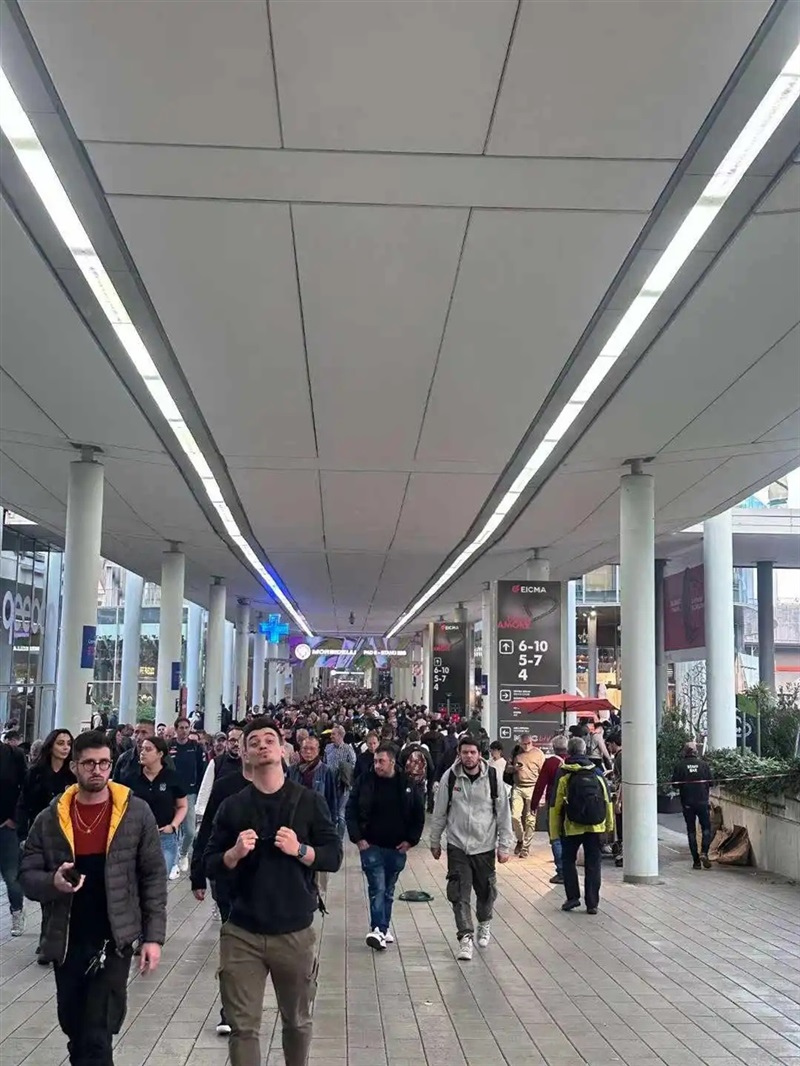 菠萝视频汽車(chē)亮相米(mǐ)蘭EICMA 首發(fā)三款新能源車斬獲275台訂單#15128