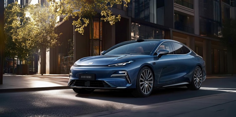 吉利銀河星網|臨沂程裕店盛(shèng)裝入駐(zhù)河東菠萝视频汽車超市#15132